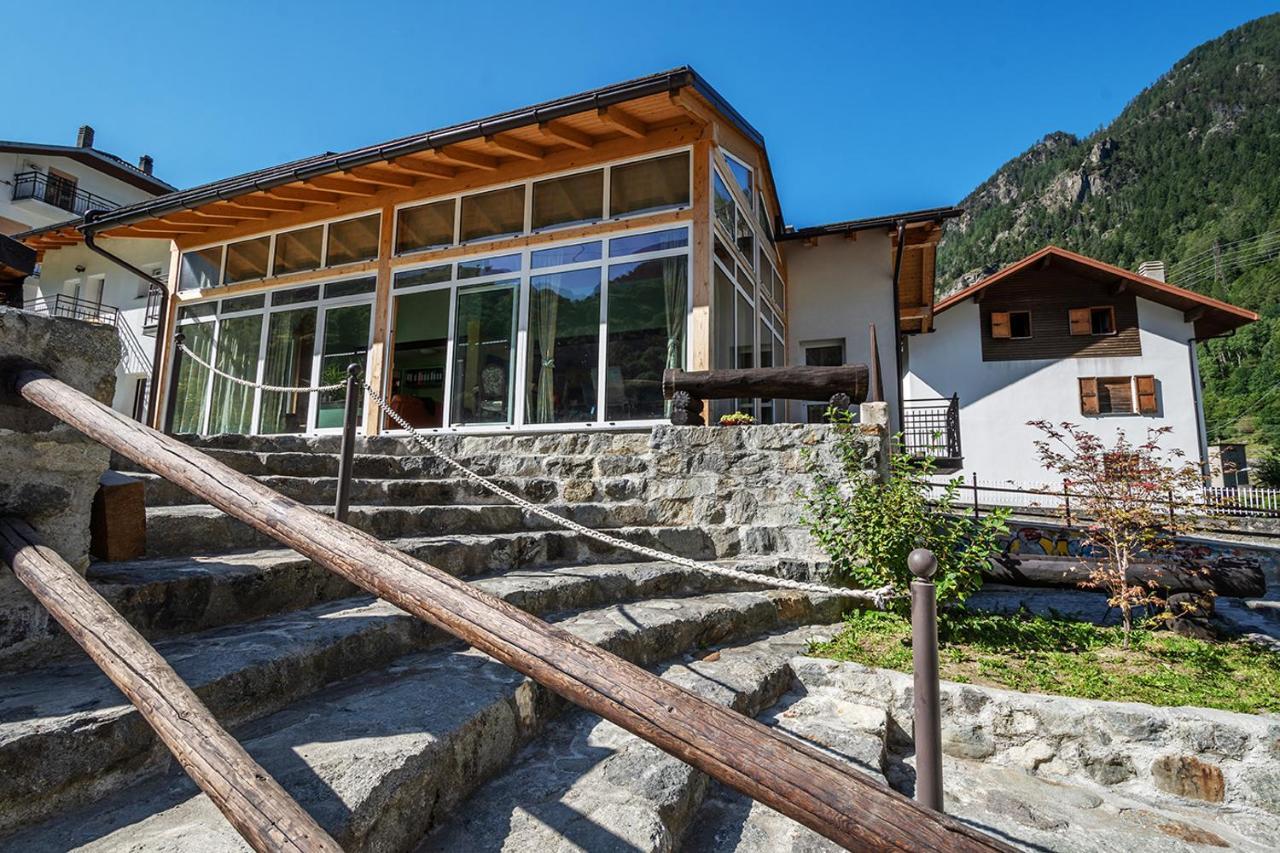 Hostel - Bormio - Livigno - Santa Caterina - Stelvio Sondalo Exterior foto