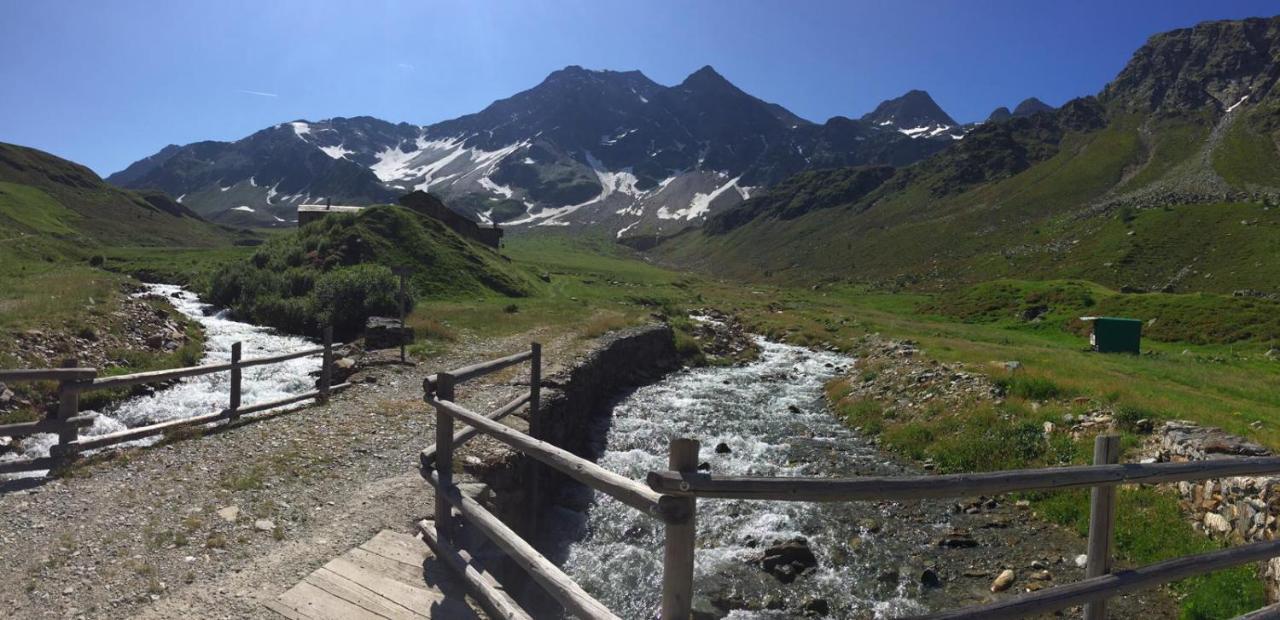 Hostel - Bormio - Livigno - Santa Caterina - Stelvio Sondalo Exterior foto